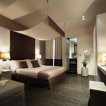 Hotel Ines Cattolica Ngoại thất bức ảnh