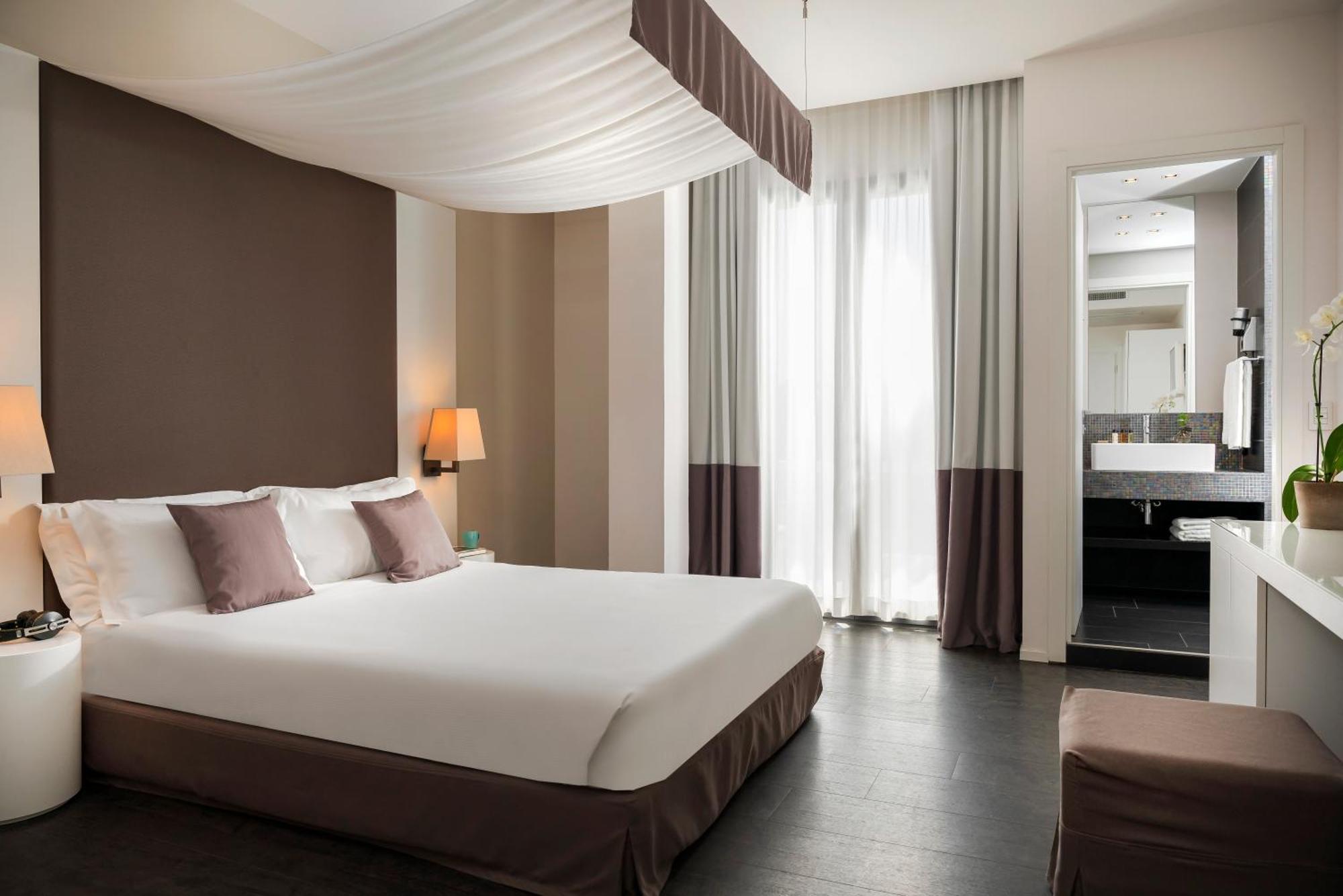 Hotel Ines Cattolica Ngoại thất bức ảnh